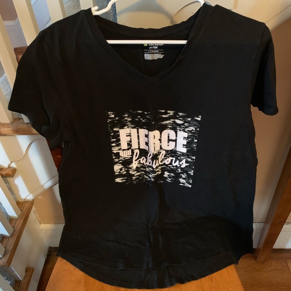 Lot of 2 Tek Gear workout v-necks - Picture 4 of 6